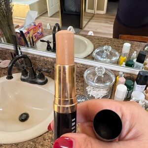C-036 Bobbi Brown Creamy Foundation Stick